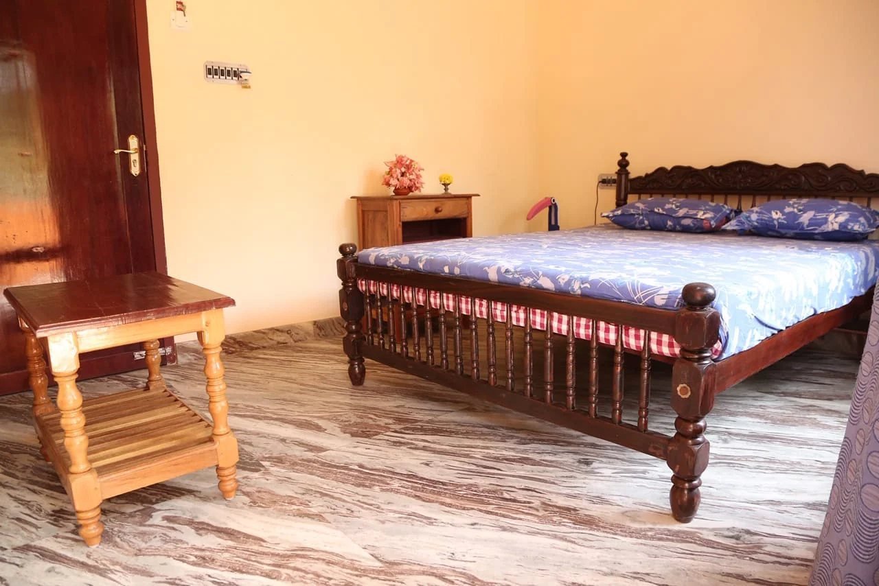 Single Room, photo 3 of 3